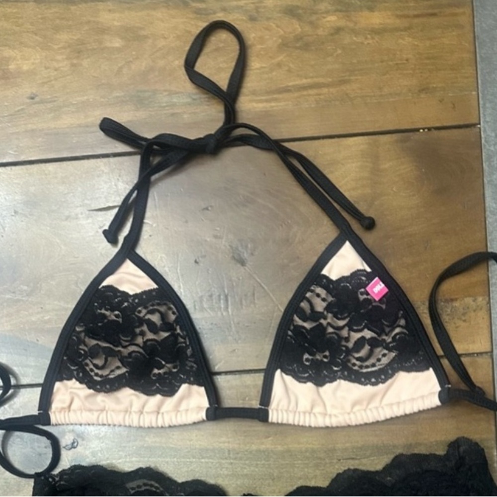 Elegant Black Lace Triangle Bra